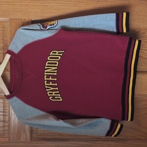 Wizarding World of Harry Potter Gryffindor sweatshirt youth size L